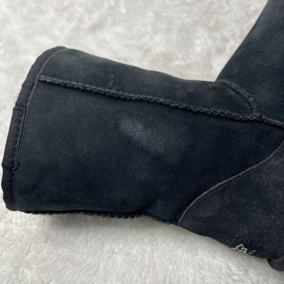 UGG #5825 Women's Black Classic Short Suede Boot Slip On Shoes Size 8 - Picture 11 of 12